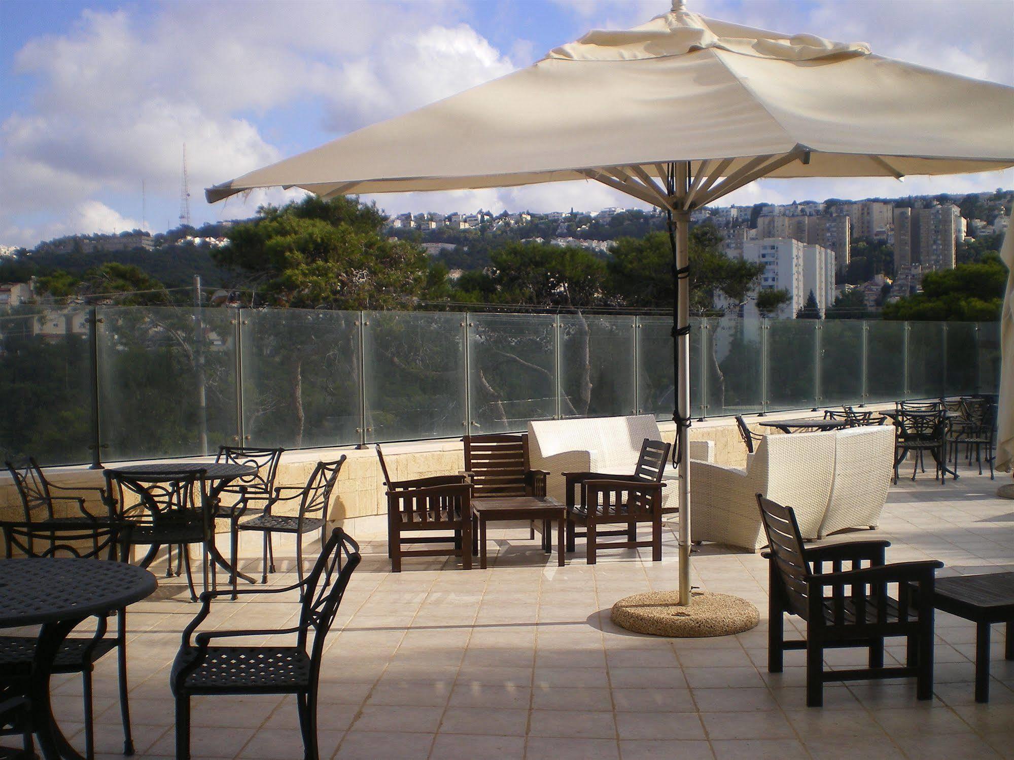 Marom Hotel Hayfa Restoran fotoğraf
